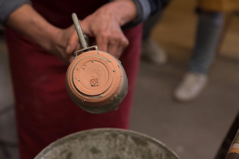 cours hebdomadaire de poterie et émaillage