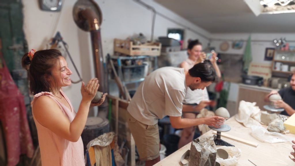 Stage poterie raku. Façonnage modelage